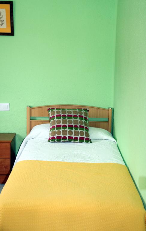 Hostal Asturias Hotel Jarilla Ngoại thất bức ảnh