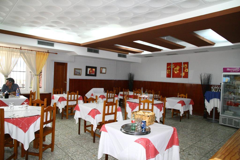 Hostal Asturias Hotel Jarilla Ngoại thất bức ảnh